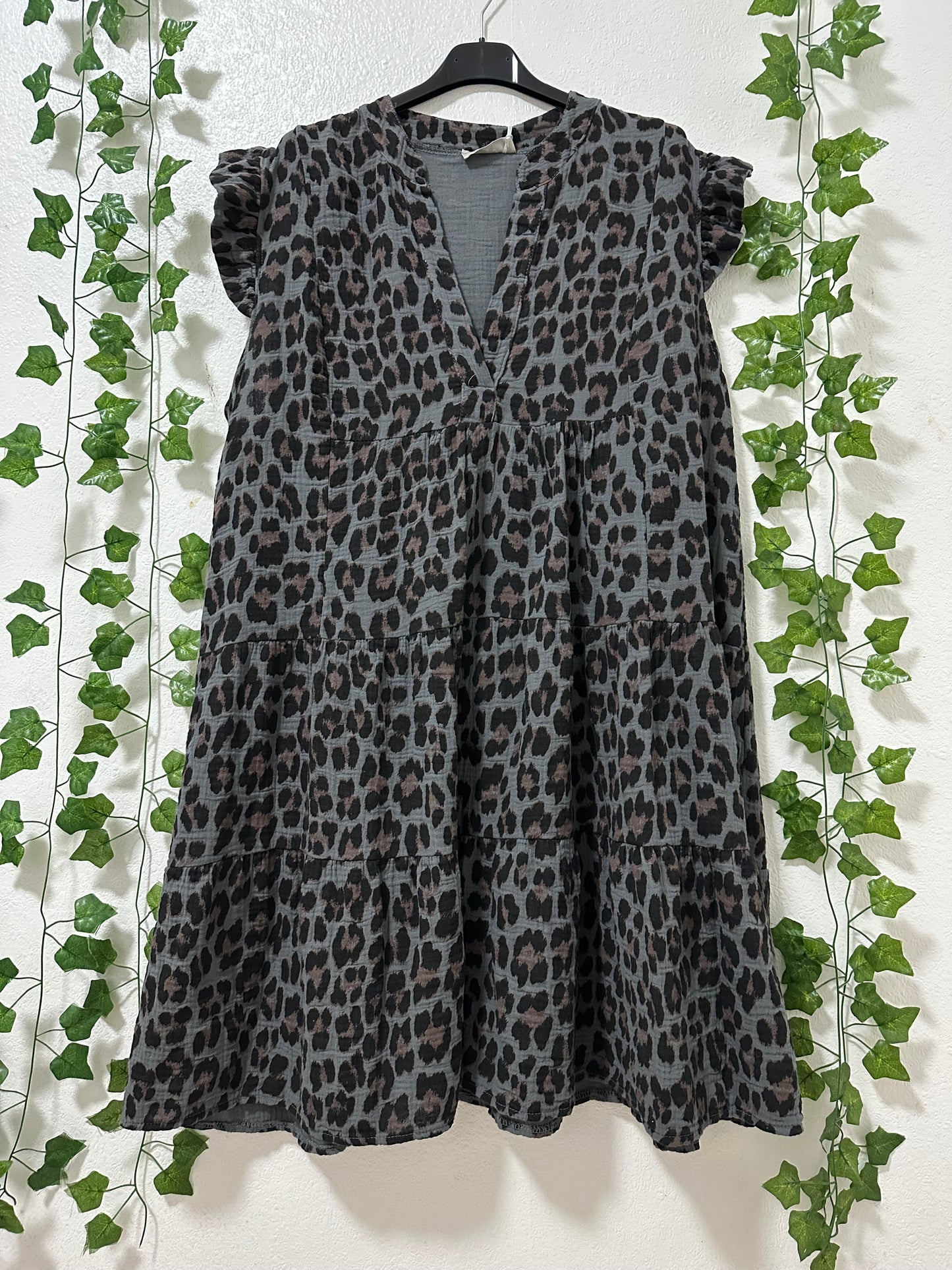 Leo-Kleid Kurz