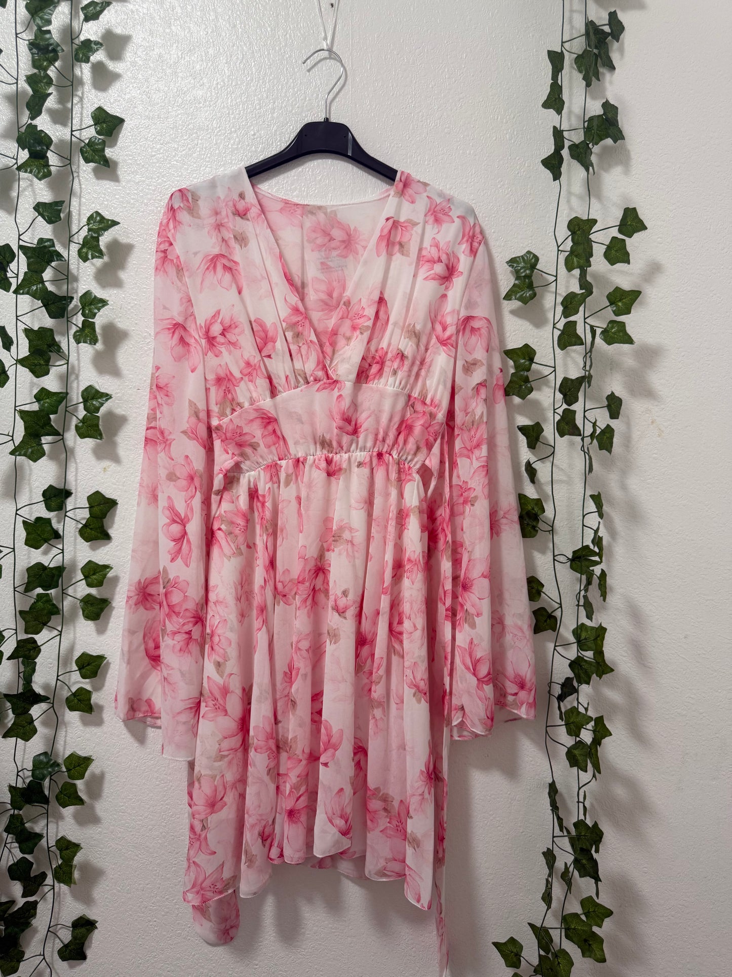 Kurzes Blumen Kleid