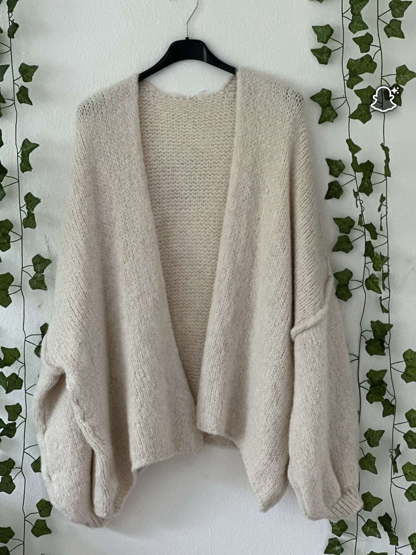 Oversize Strickjacke Mila