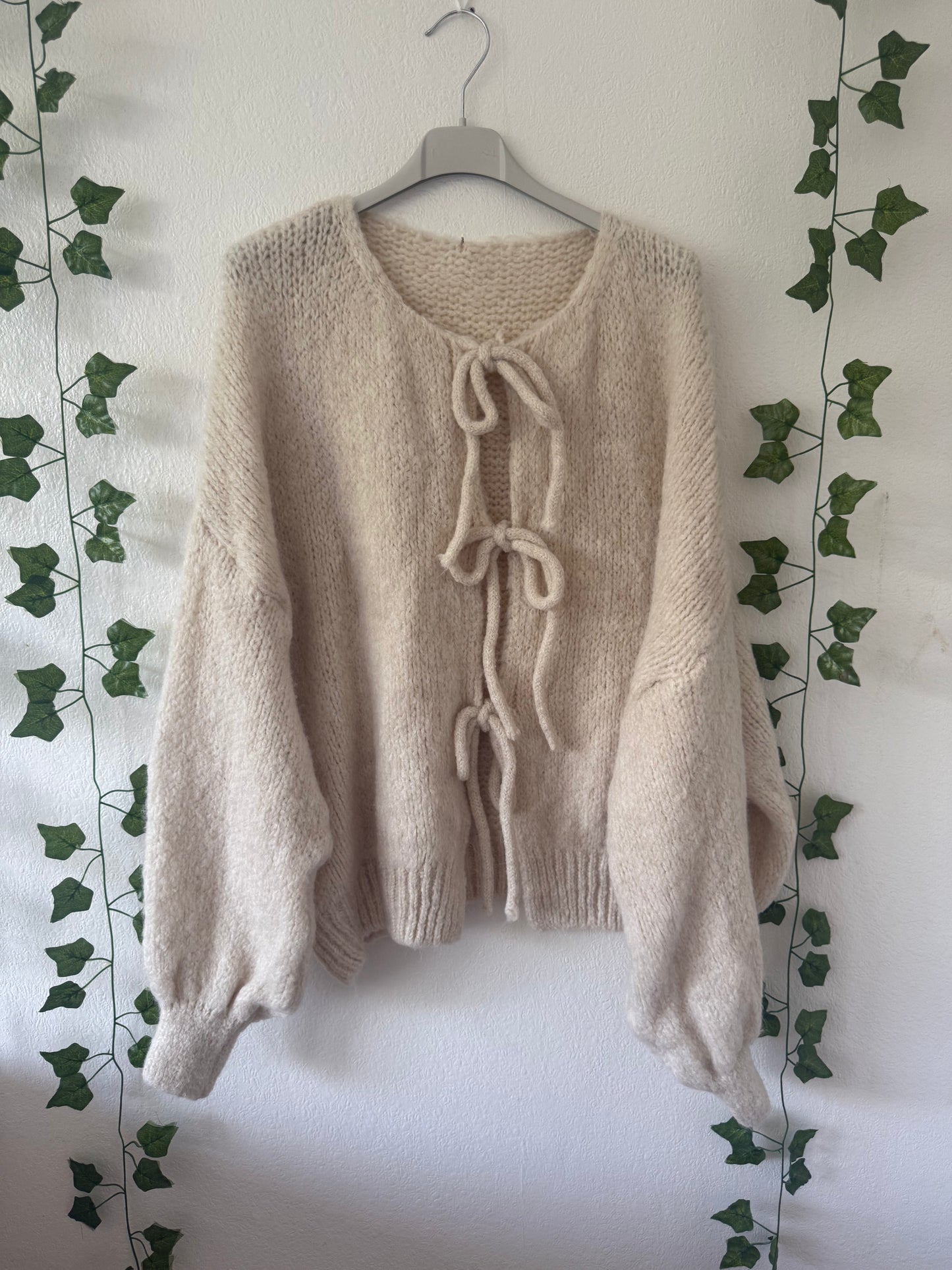 Schleifen Strickjacke